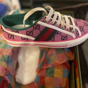 Pink Women's Gucci Tennis 1977 GG
